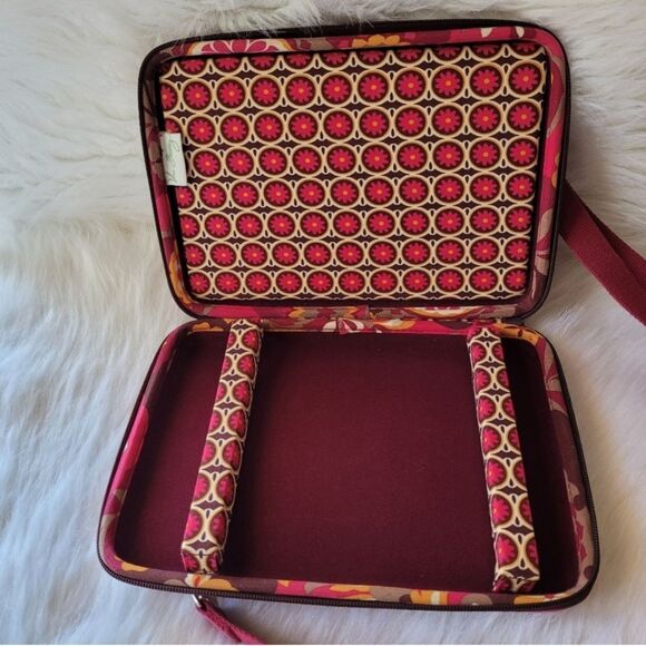 New Vera Bradley Carnaby Floral Print Laptop Hard Case - Picture 6 of 6